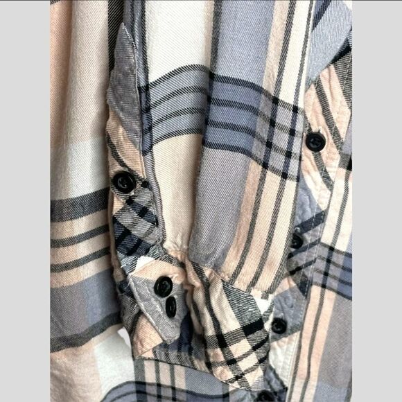 Torrid Plus Size Plaid Taylor-Blue & Pink LongSleeve Twill Camp Shirt. - Picture 6 of 12